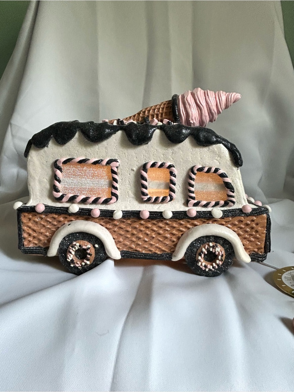 Candy Corn Lane ‘I Scream’ Ice Cream Truck Halloween LED Decor NWT - Picture 11 of 13
